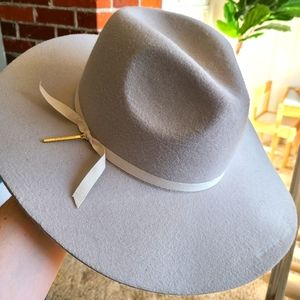 Abercrombie & Fitch Hat